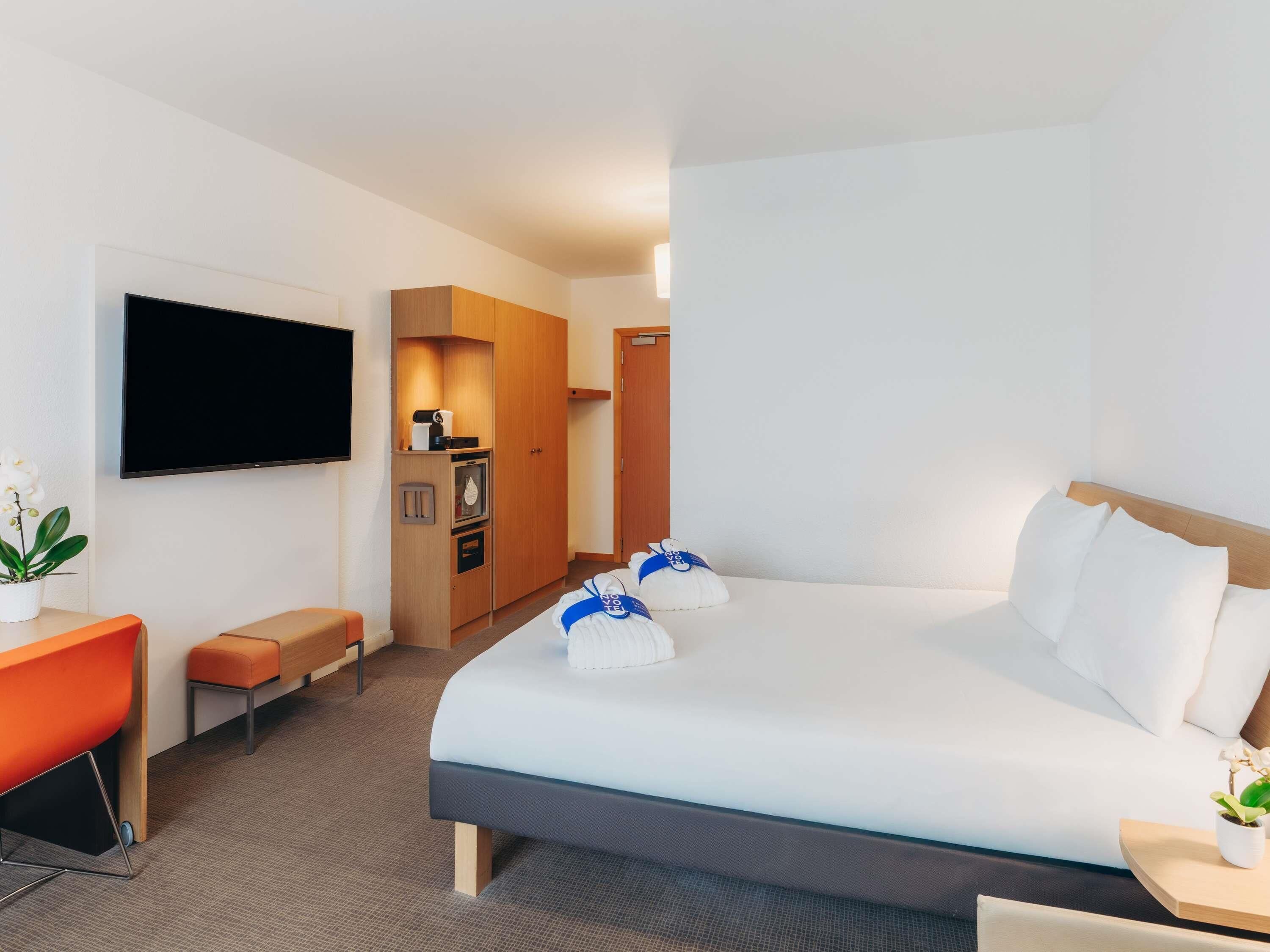 Chambre Exécutive, 1 très grand lit et 1 canapé-lit | Literie de qualité supérieure, couette en duvet d'oie