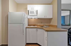 Desk, blackout curtains, iron/ironing board, free WiFi