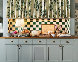 Free daily continental breakfast - Le Petit Pali at 8th Ave (Carmel)