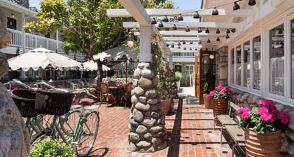 Le Petit Pali at 8th Ave