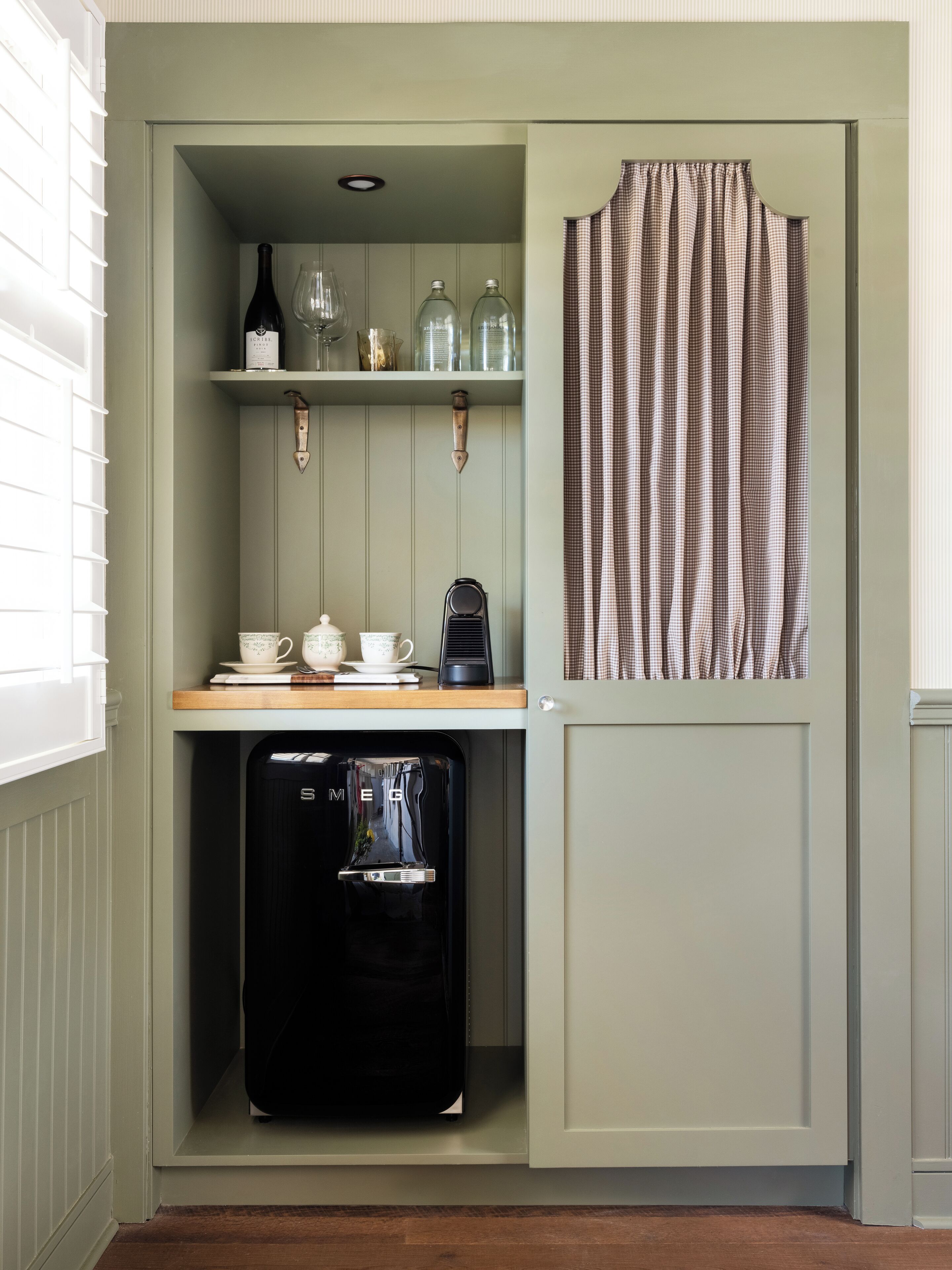 egyptian cotton sheets, premium bedding, minibar, in-room safe