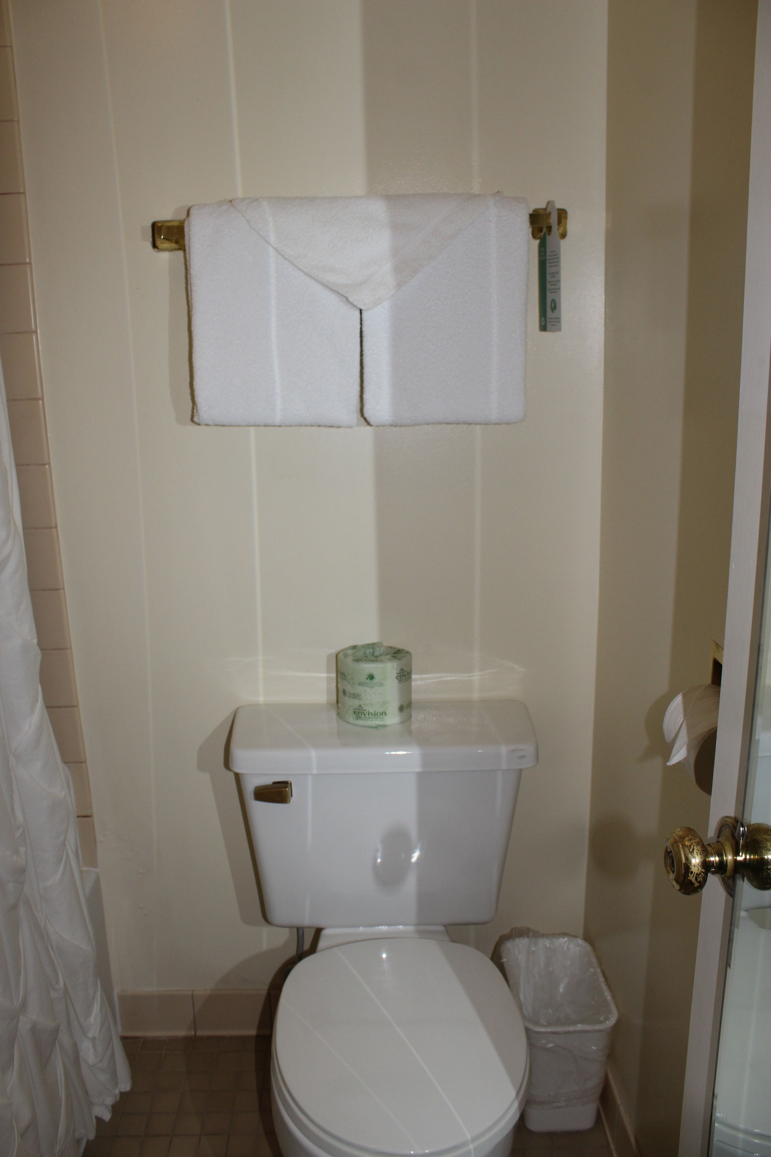 combined shower/bathtub, free toiletries, hair dryer, bathrobes