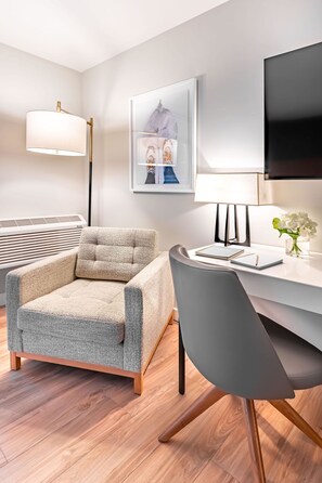 Standard Room, 2 Queen Beds | Living area | 55-inch flat-screen TV with satellite channels, TV, streaming services