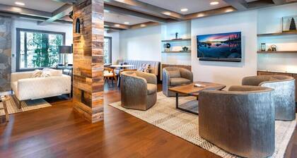 The Incline Lodge