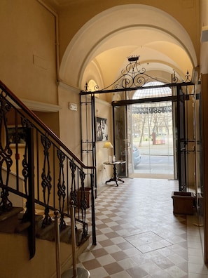 Front of property - Hotel Caravaggio (Florence)
