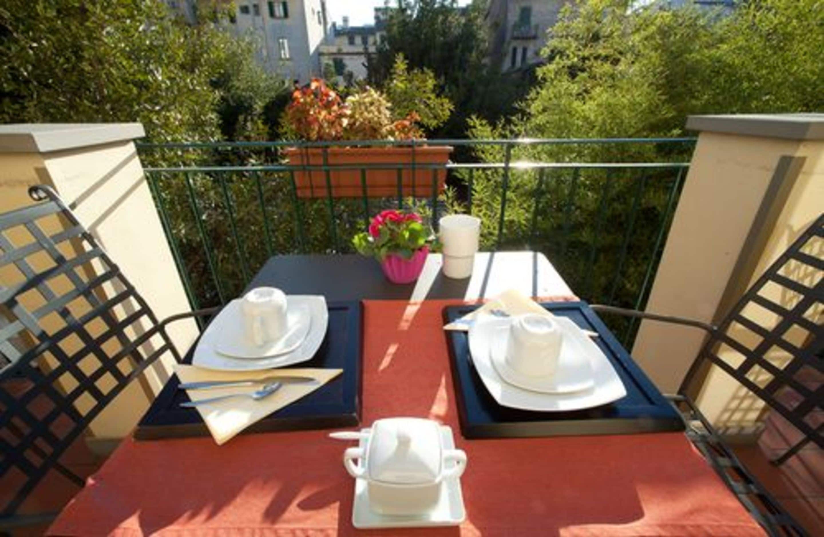 daily buffet breakfast (eur 12 per person)