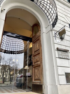 Front of property - Hotel Caravaggio (Florence)
