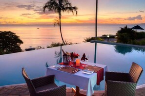Breakfast, lunch and dinner served  - Taveuni Island Resort and Spa (Taveuni Island East)