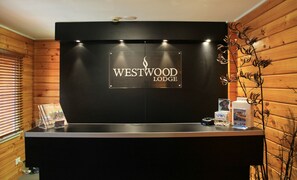 Reception - Westwood Lodge (Franz Josef Glacier)