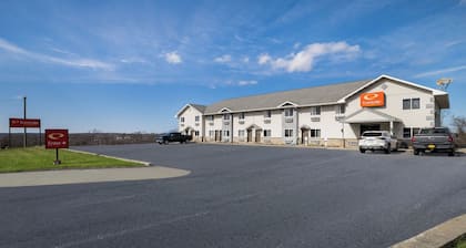 Econo Lodge Inn & Suites Canandaigua - Fingers Lake Area