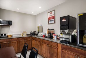 Café da manhã continental grátis todos os dias