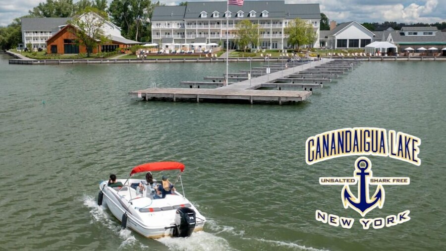 Econo Lodge Inn & Suites Canandaigua - Fingers Lake Area