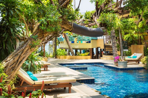 2 outdoor pools, pool umbrellas - Vacation Village Phra Nang Inn (Krabi)