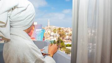 Deluxe Double or Twin Room Mosque View | Premium bedding, pillowtop beds, free minibar items, in-room safe