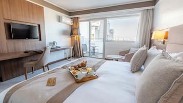 1 bedroom, premium bedding, pillow-top beds, free minibar items