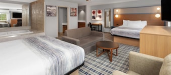 AmericInn by Wyndham Lake Mills