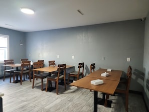 Free daily continental breakfast