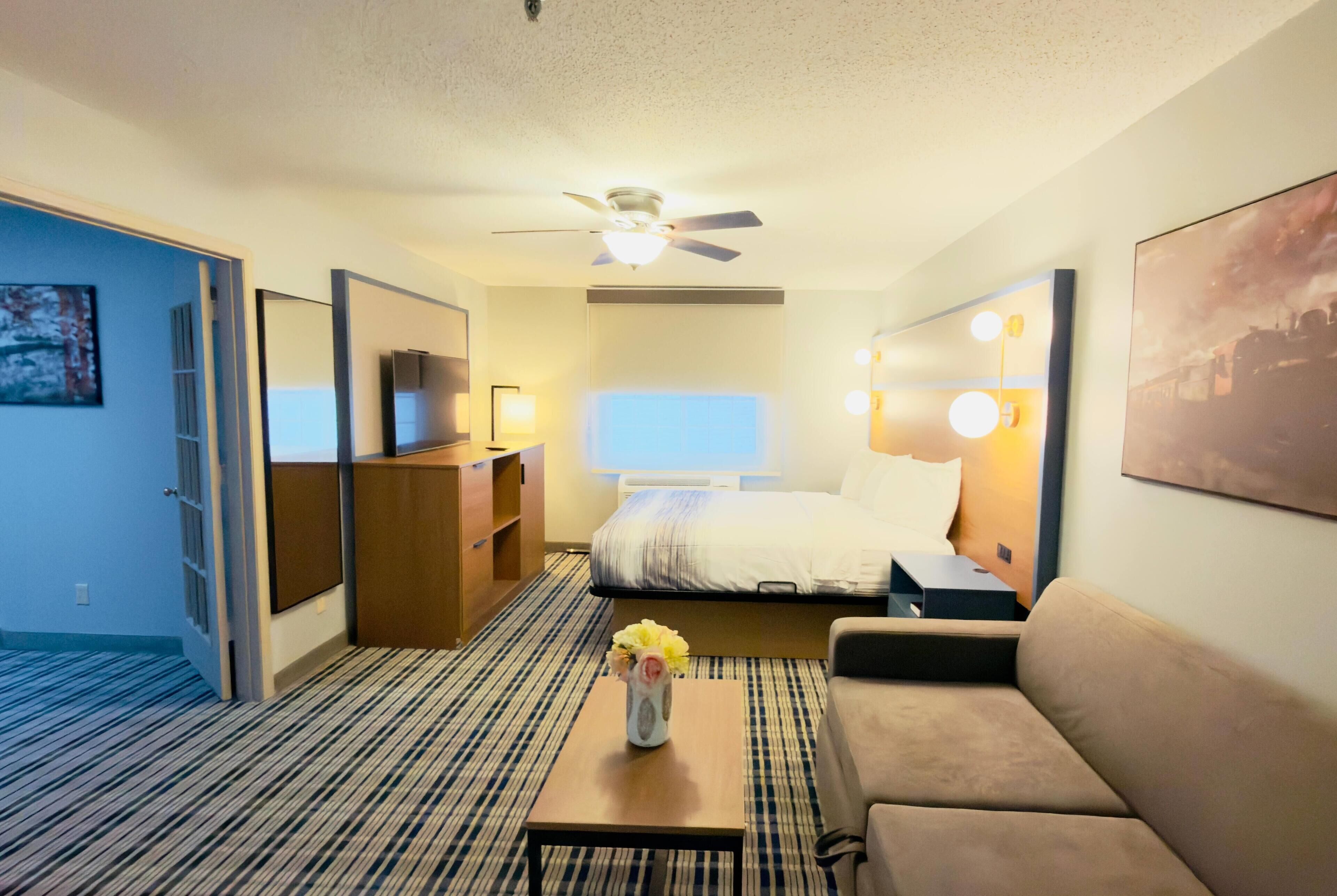 Suite, 2 Bedrooms, Non Smoking | Desk, iron/ironing board, cots/infant beds, rollaway beds