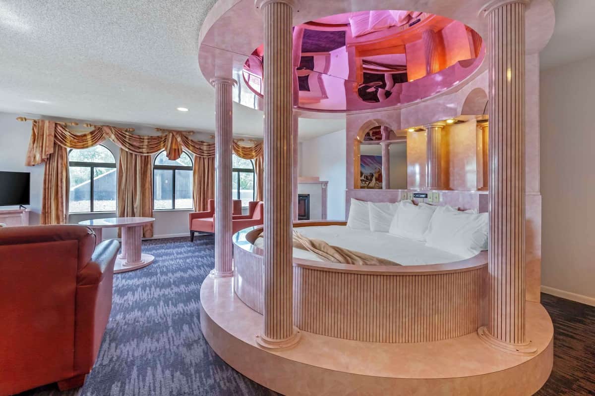 Suite, Multiple Beds, Non Smoking