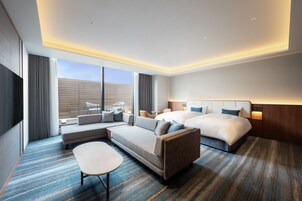 高級寢具、羽絨被、遮光布/窗簾、熨斗/熨衣板