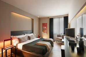 Premium bedding, minibar, in-room safe, desk - Charming House DD724 (Venice)