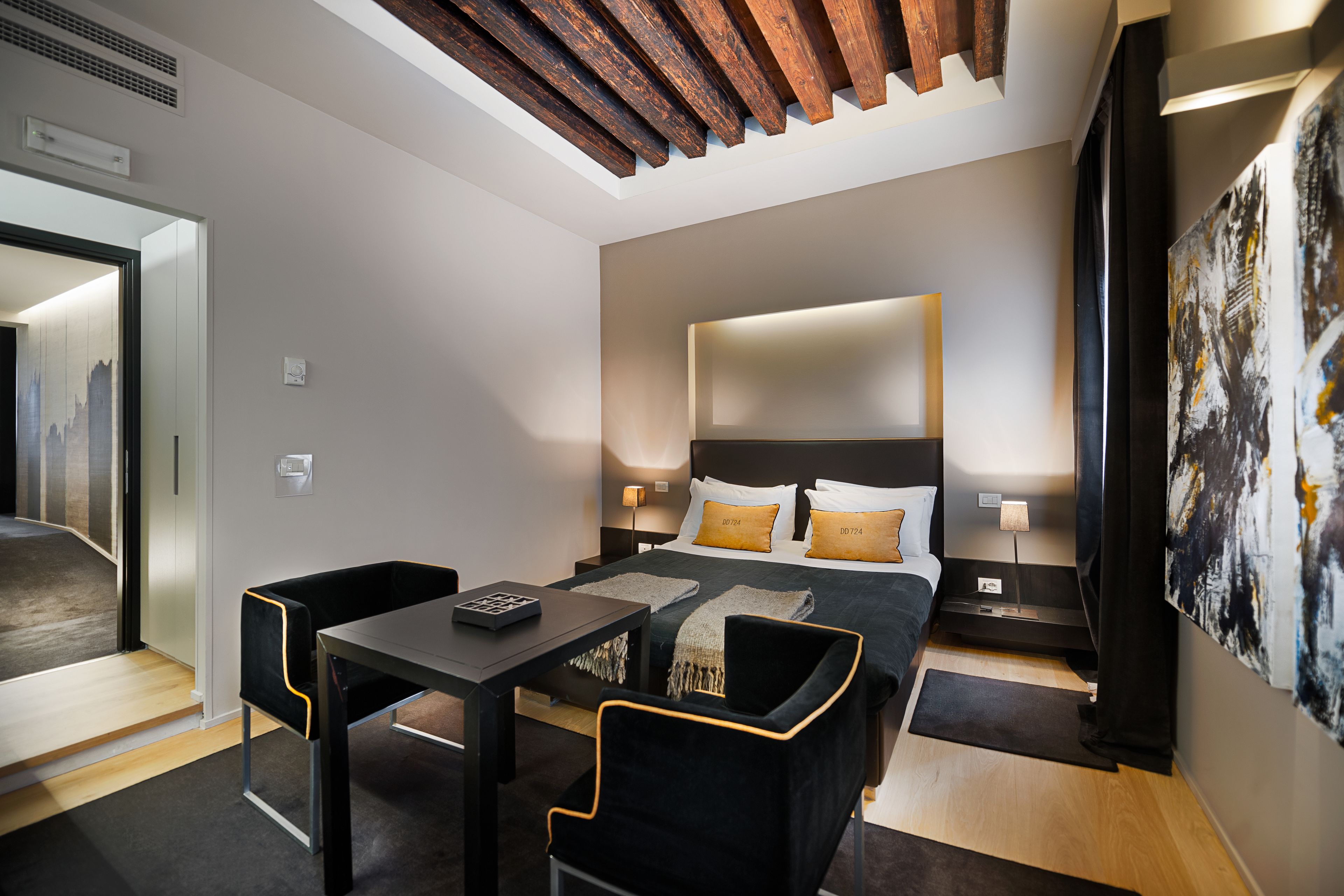 Photo - Charming House DD724