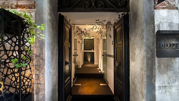 Entrada al alojamiento