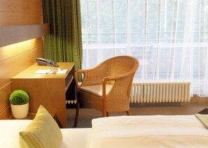 Living area - AKZENT Hotel Landhaus Heinen (Moenchengladbach)