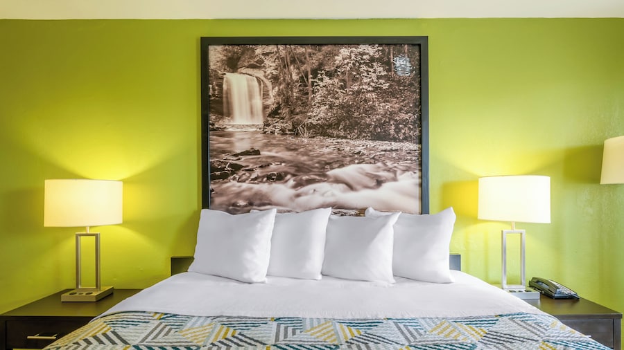 Motel 6 Forsyth, GA â Tift College