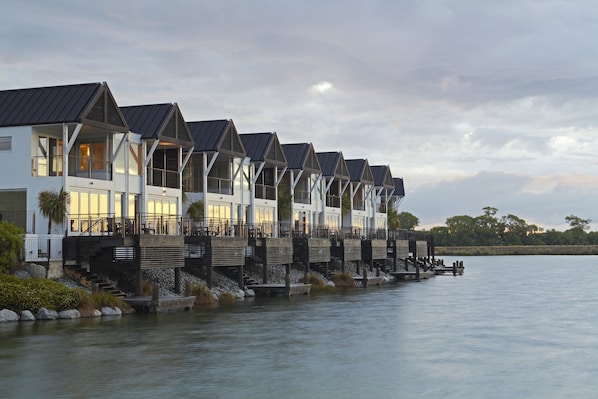 Hochwertige Bettwaren, Daunenbettdecken, Zimmersafe