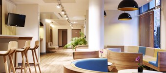 Median Paris Porte de Versailles