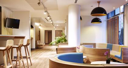 Median Paris Porte de Versailles