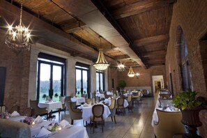 Restaurant - Oheka Castle Hotel & Estate (Huntington)