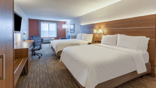 A hotel room with two beds, a desk, a chair, a TV, and a window with a view. - Holiday Inn Express & Suites O'Fallon/Shiloh by IHG (O'Fallon)