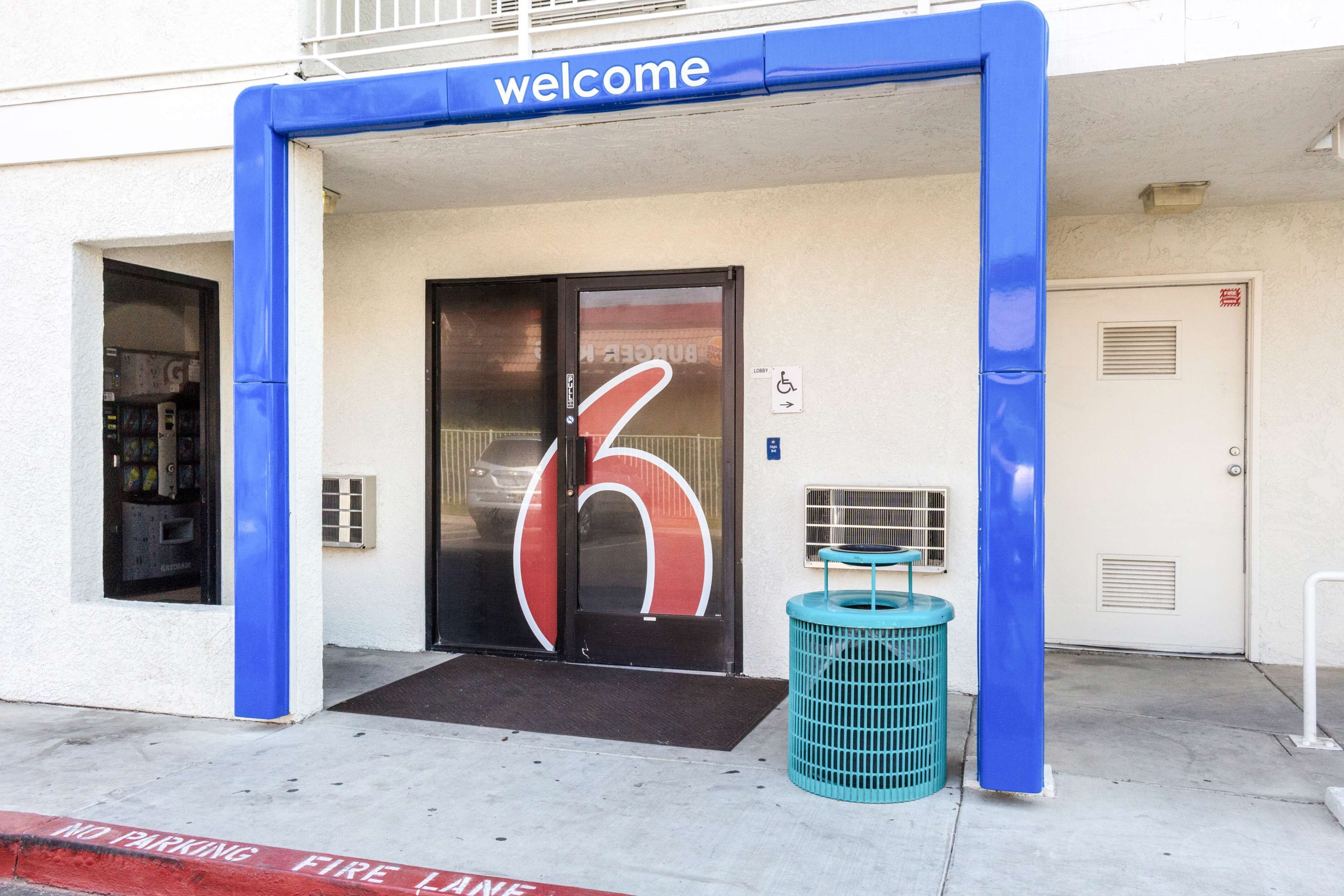 Foto - Motel 6-Bakersfield, CA - East