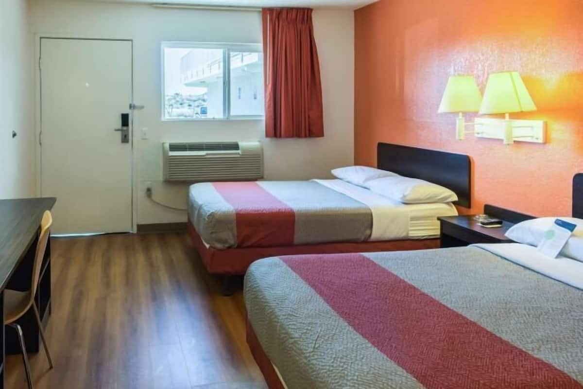Iron/ironing board (on request), WiFi (free), bed sheets