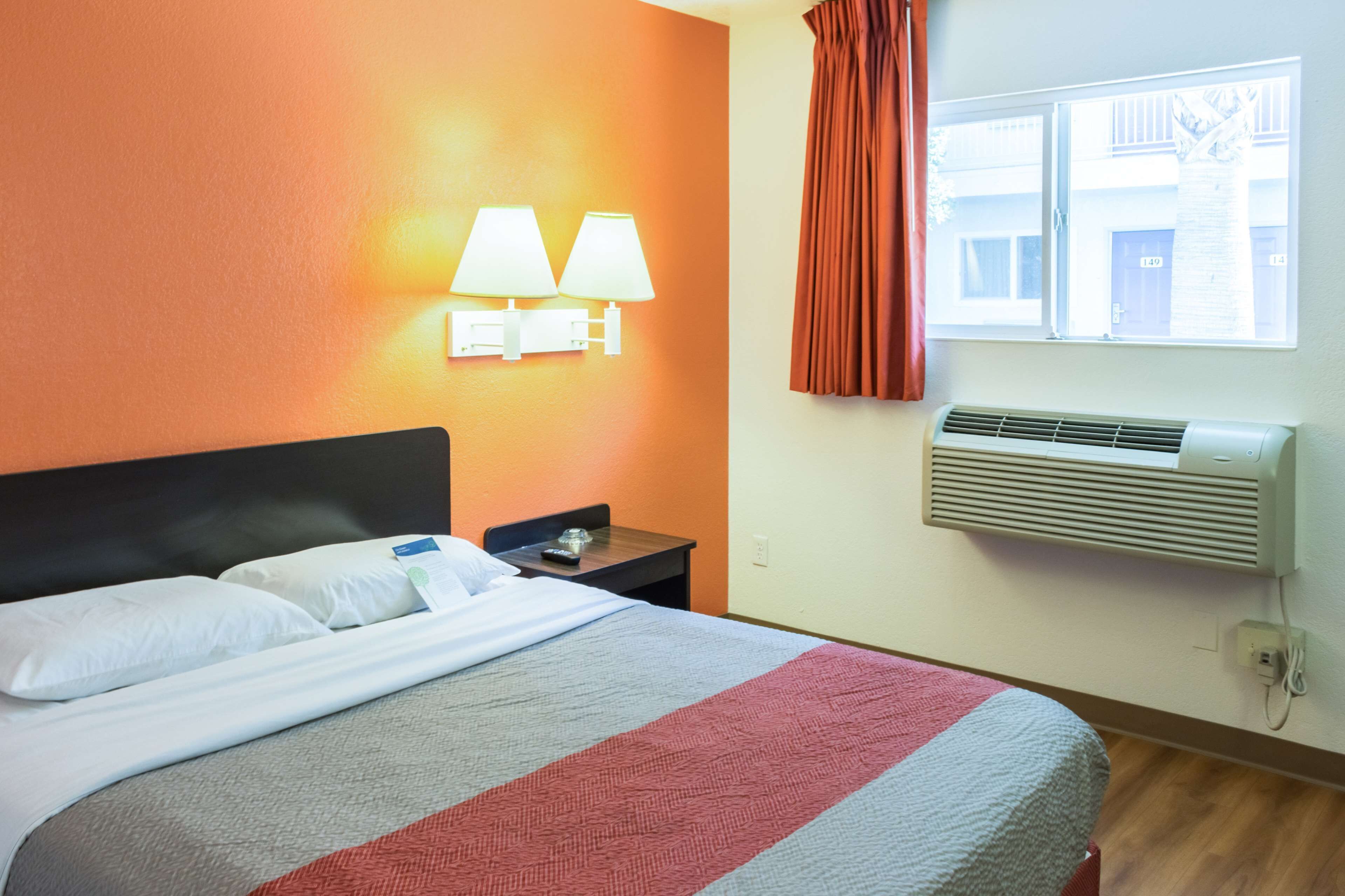 Foto - Motel 6-Bakersfield, CA - East