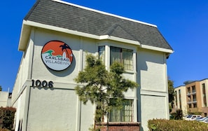 Front of property - Carlsbad Village Inn (Carlsbad)