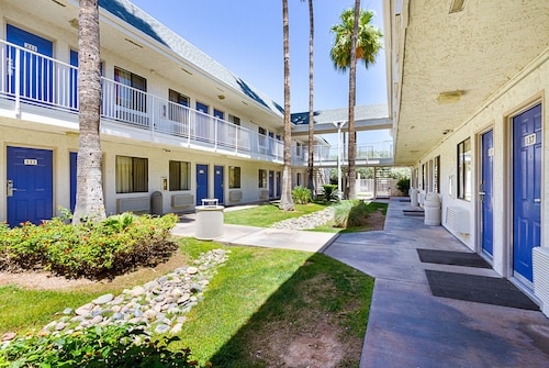 Motel 6 Mesa, AZ - South