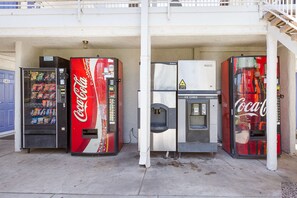 Vending machine - Motel 6 Mesa, AZ - South (Mesa)