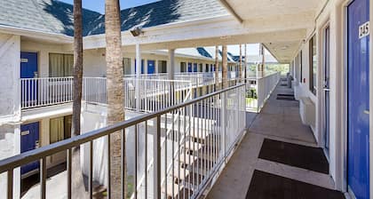 Motel 6 Mesa, AZ - South
