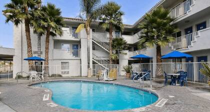 Motel 6 Ventura, CA - South