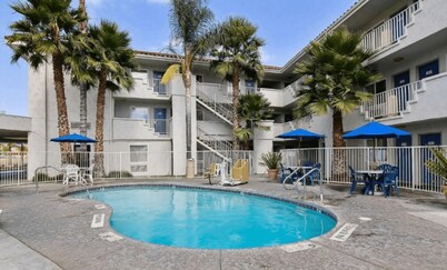 Motel 6 Ventura, CA - South