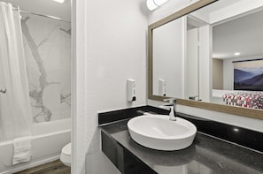Towels, soap, shampoo, toilet paper