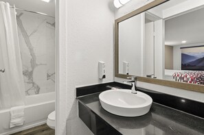 Unclassified image, 4 of 35, button - Red Roof Inn Wytheville (Wytheville)