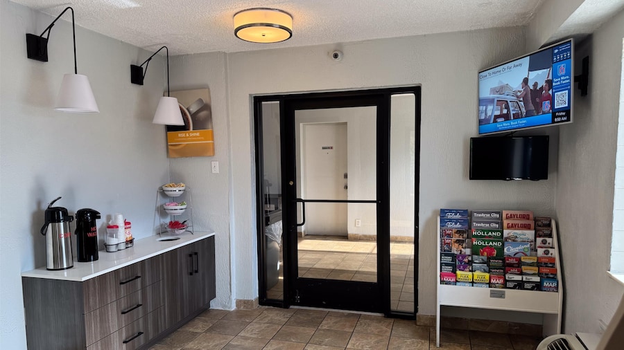 Motel 6 Farmington Hills, MI - Northwest - Farmington Hills