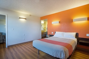 Standard Room, 1 Queen Bed, Non Smoking