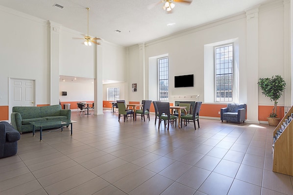 Sala de estar en el lobby