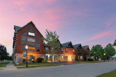 Days Inn by Wyndham Mackinaw City/Bridgeview Area