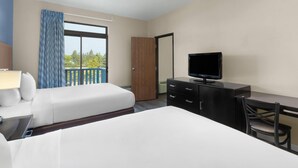 ห้องสวีท, 2 ห้องนอน, ปลอดบุหรี่, ระเบียง (4 Queen Beds) | โต๊ะทำงาน, เตารีด/โต๊ะรีดผ้า, เปล/เตียงเด็กอ่อน, Wi-Fi ฟรี